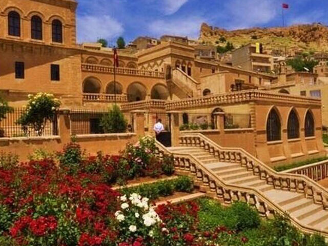 KONYA ÇIKIŞLI ŞANLIURFA - MARDİN TURU ( 1 GECE 2 GÜN )
